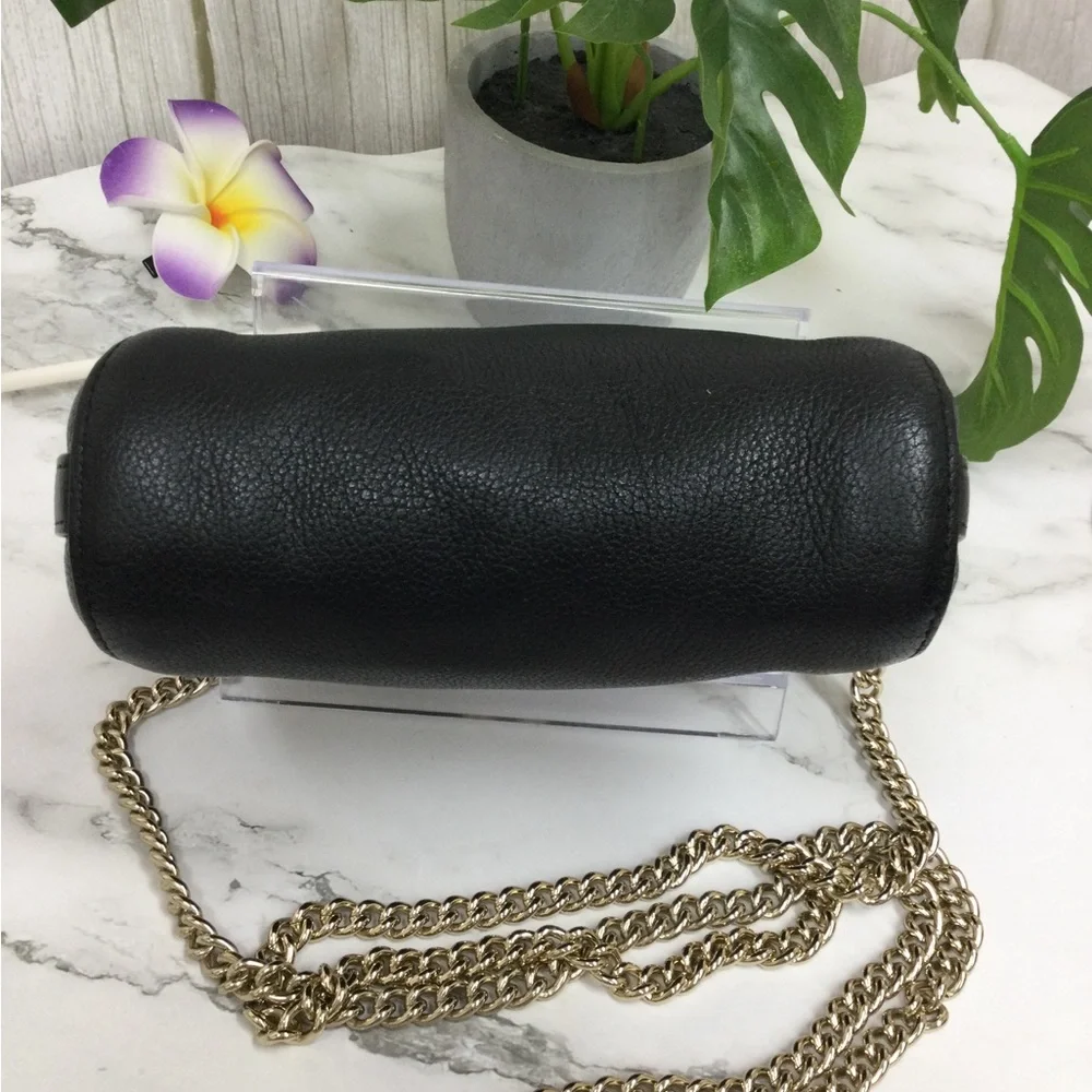 Metrocity sleek black
